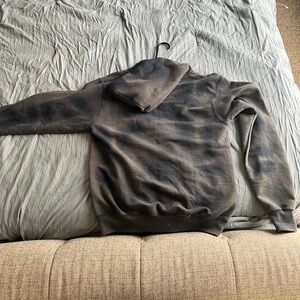 Gallery Dept Black and Gray Crewneck Sweater